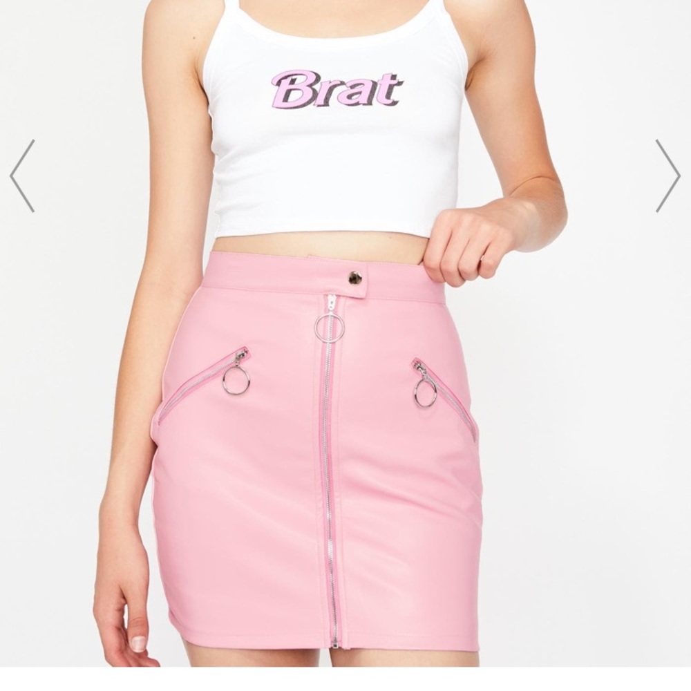 Sexy cute 🧚🏿‍♀️💗vinyl dollskill mini skirt